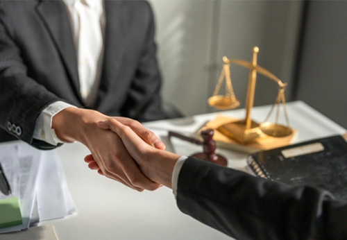 Consumer Lawyer Lake County Illinois